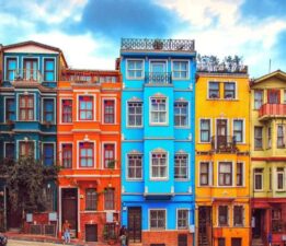 AKŞAMSEFALARI, ANNEM ve İSTANBUL – Melek Koç 