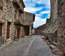 Gökyüzünde Yürüyorum / Sevgi Erol Öçal