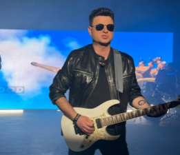 Yakışıklı Müzisyen Eren ÇIRALAR ile Söyleşi