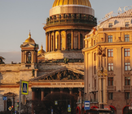 Petersburg’da Bir Evet / Kübra ERBAYRAKÇI 