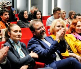 Pinhan Derneği “Erguvan” etkinliğini gerçekleştirdi.